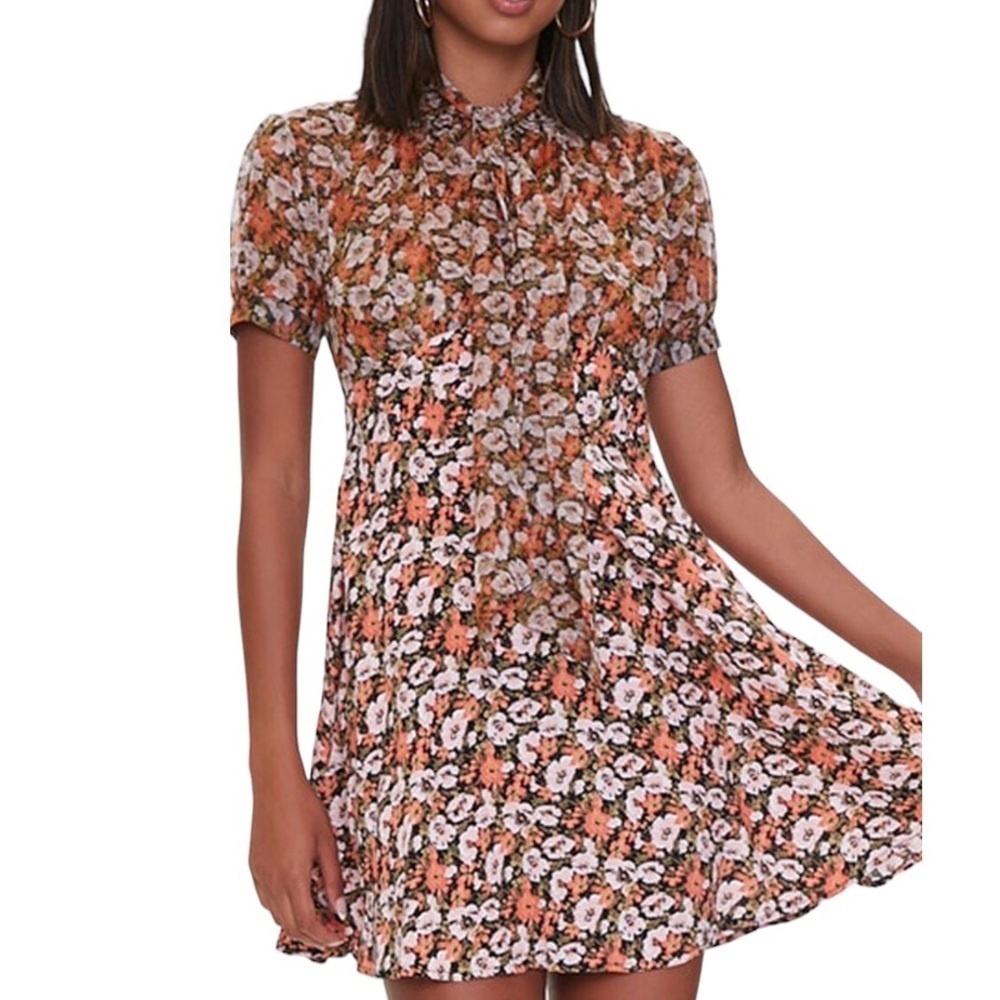 Forever 21- Floral fit & flare dress SIZE L New with tags!